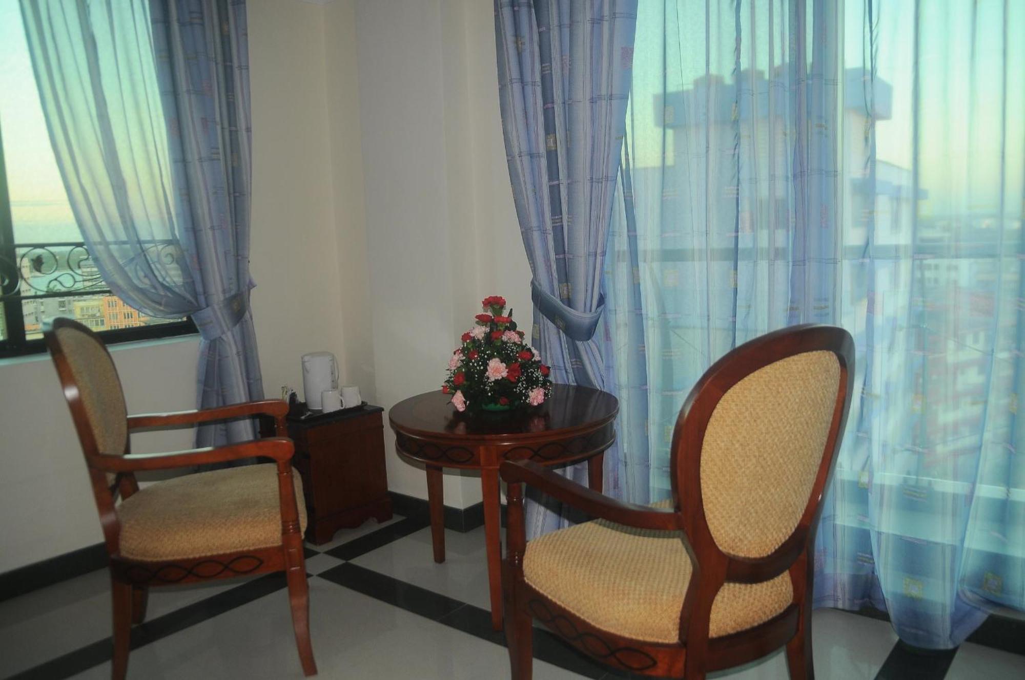 Hotel Nikko Towers Dar es Salaam Extérieur photo