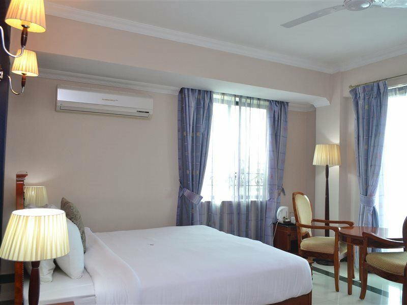 Hotel Nikko Towers Dar es Salaam Extérieur photo